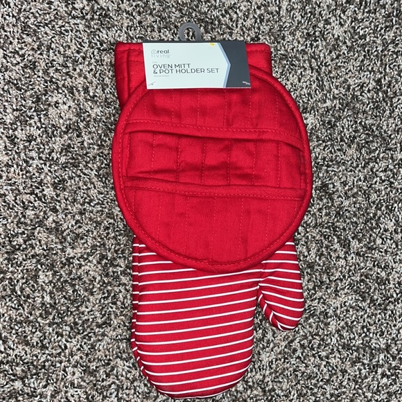 Oven Mit & Dish Towel Bundle - Picture 2 of 9